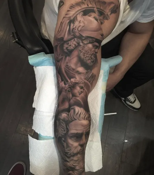 Ryan Mullins