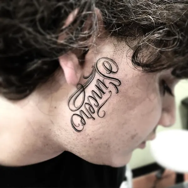 Lettering, 이름, 가족 이름