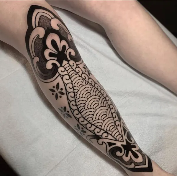 Full Circle Tattoo