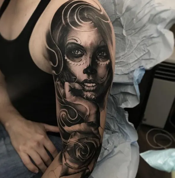 Full Circle Tattoo