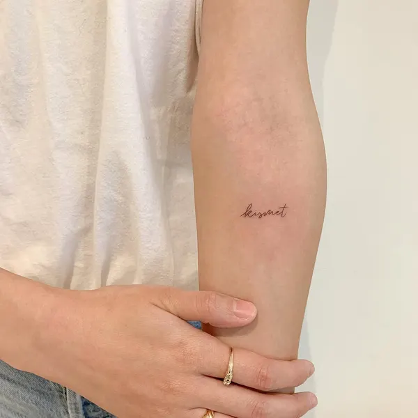 Lettering, 천칭자리, 쌍둥이자리, 양자리