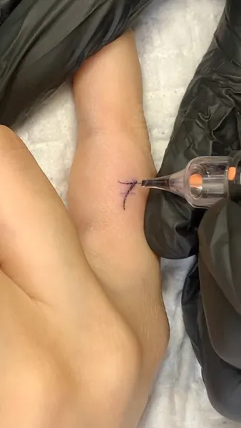 tattooist_arar