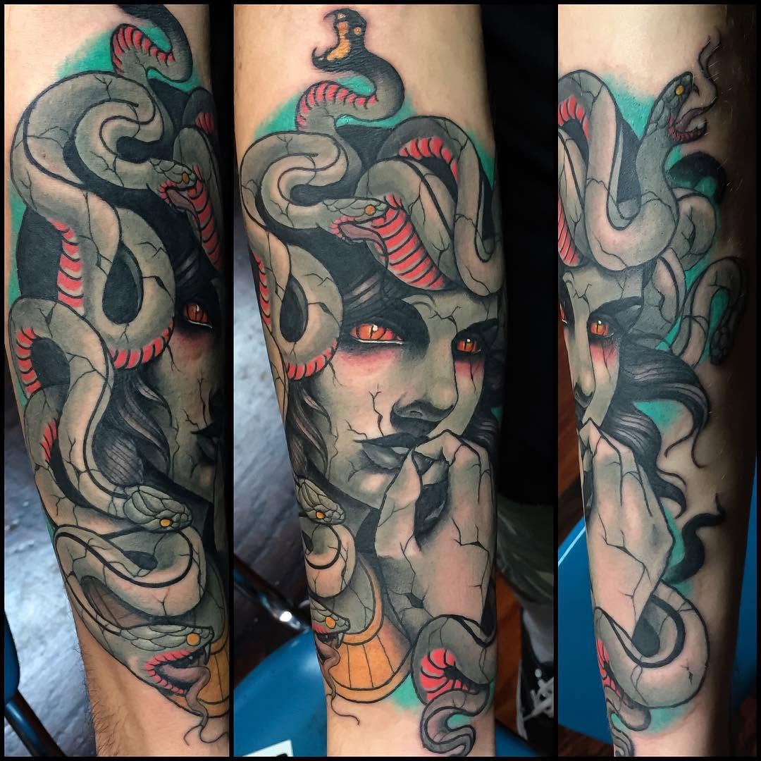 Dragon, 메두사