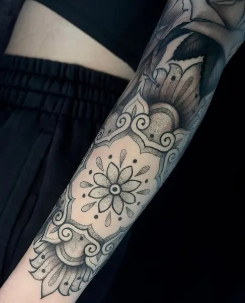 Ink and Dagger Tattoo