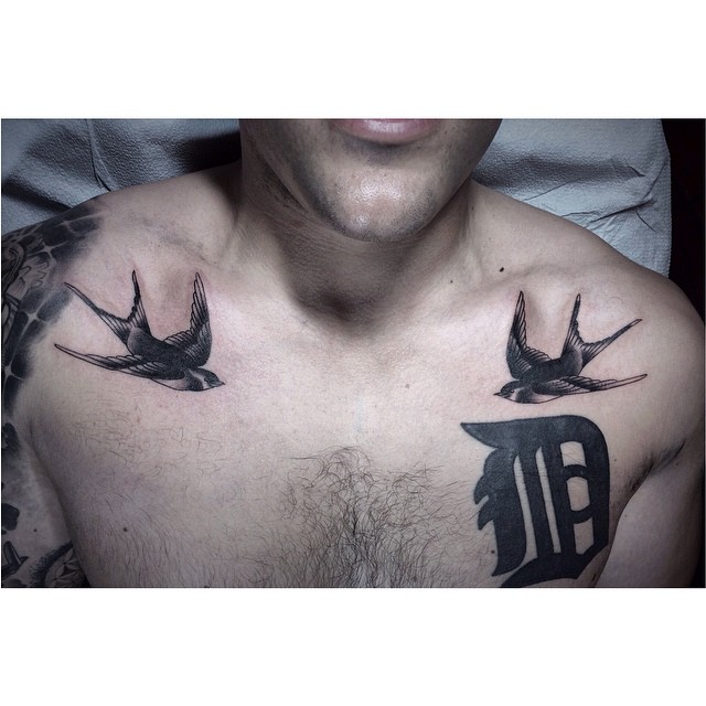 Full Circle Tattoo