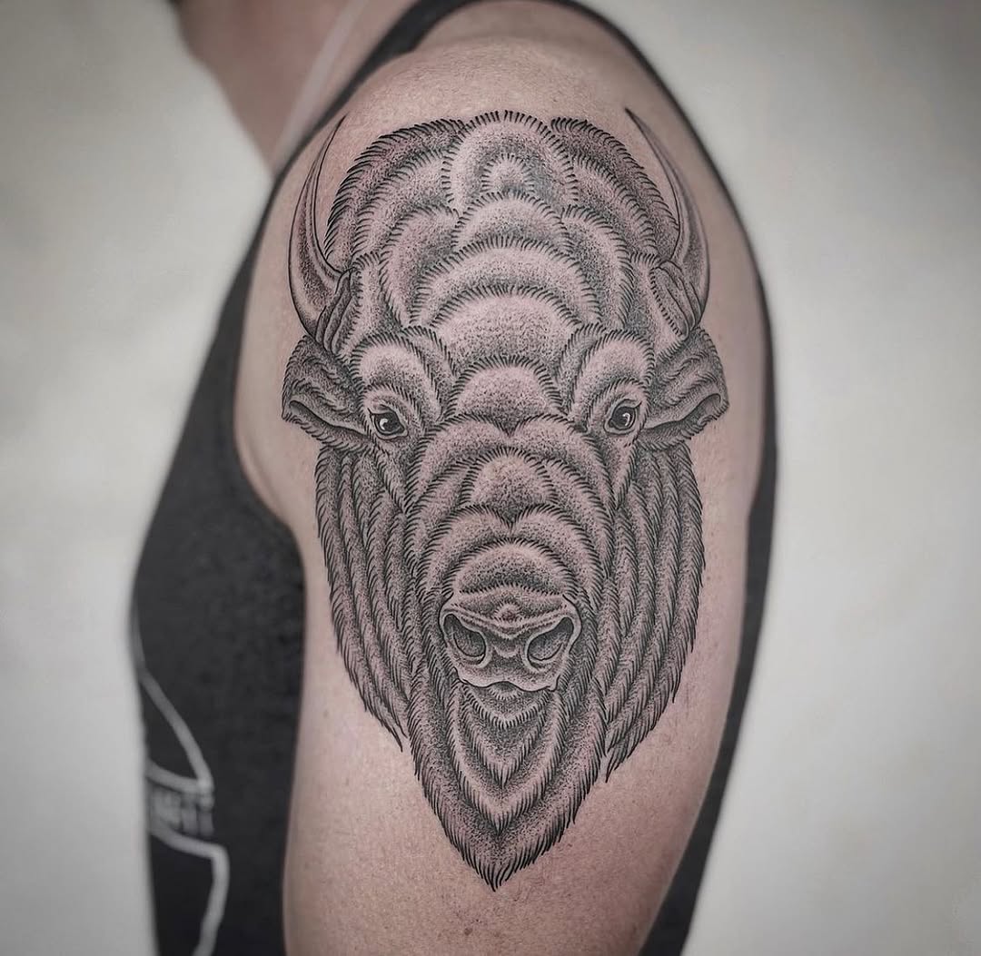Full Circle Tattoo