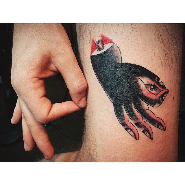 Full Circle Tattoo