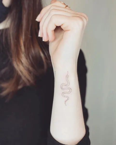 Flower, Lettering