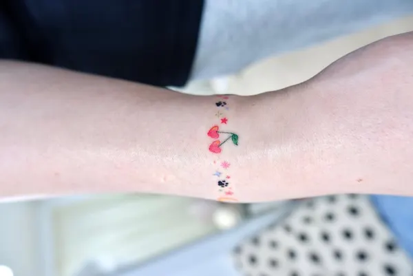 Mini, 은하