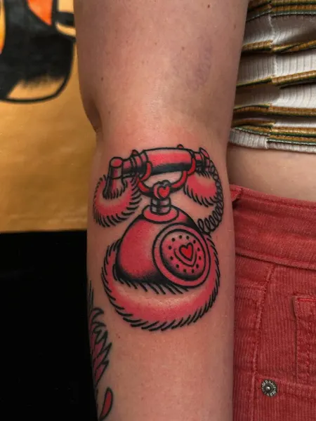 lindseebeetattoo