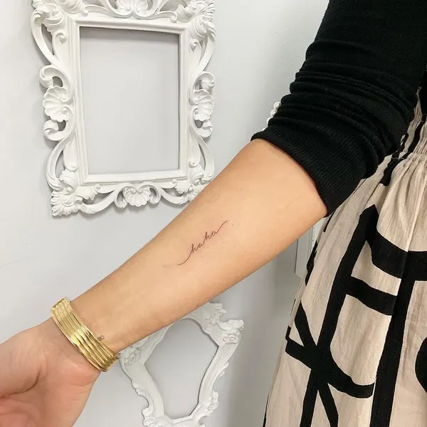 옴, Lettering, 서예, 선, 단어, 희망, 강인함, 테두리, 회복력, 쌍둥이자리, 미니멀 레터링, Mini, 날짜, 멘디, 문장, 발찌, 사랑, 영원, 용기, 체인, 치유, 한글, 해태, 삼족오, 양면성, 주얼리, 프레임, 스크립트, 오리엔탈, 처녀자리, 출생년도, 아랍어 레터링, 작은 타투
