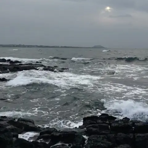 모래, 바다, 바람, 배경, 강, 비, 섬, 구름, 추억, 파도, 폭포, 풍경, 해변, 호수, 붓터치, 수묵화, 실루엣, 초현실, 구름 문양, 구름 배경, 연기 배경, 일본 구름, 일본 파도, 파도 배경, 한국 구름, 비대칭, 회복력, 여행 타투