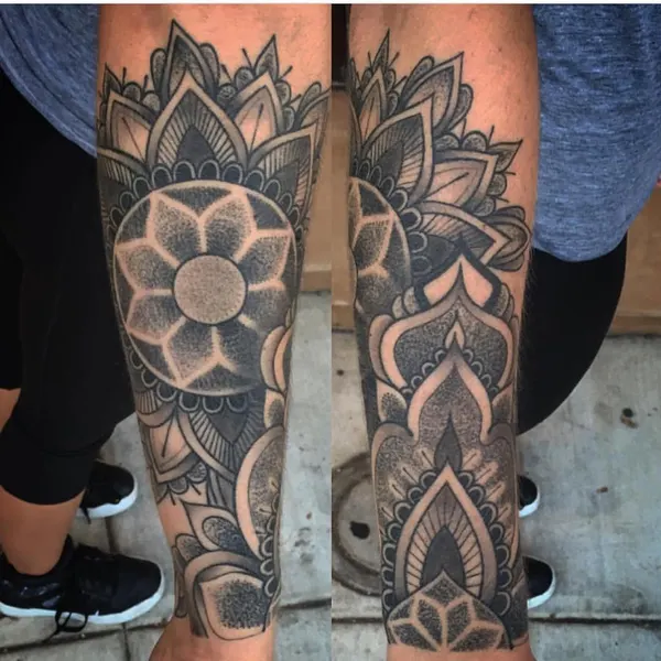 Full Circle Tattoo
