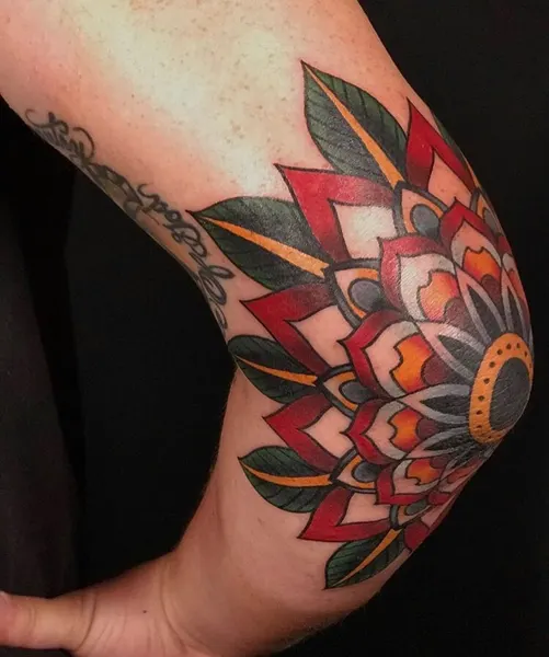 Ink and Dagger Tattoo