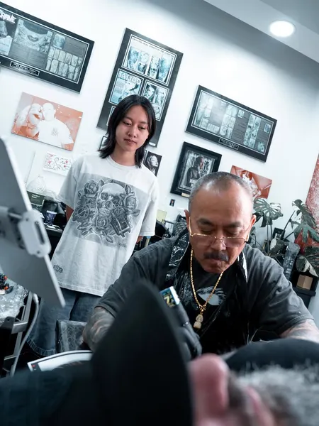 Robert Pho