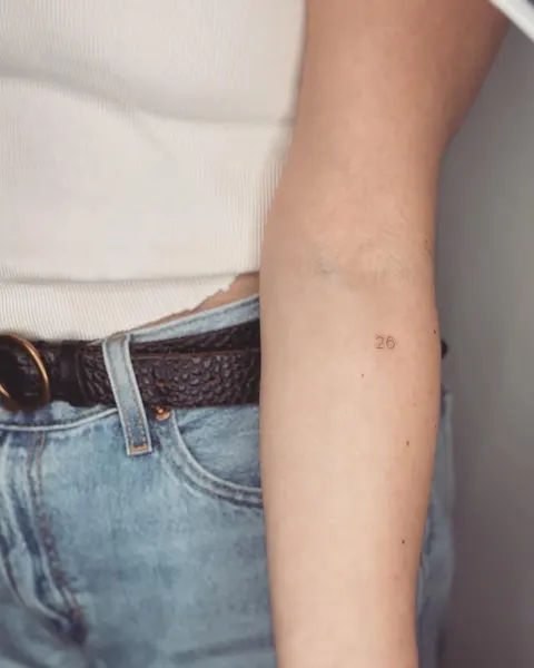 보석, 동백꽃, 양자리, 주얼리, 쌍둥이자리, 초소형 타투, 향수, 이니셜