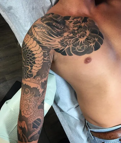 Full Circle Tattoo
