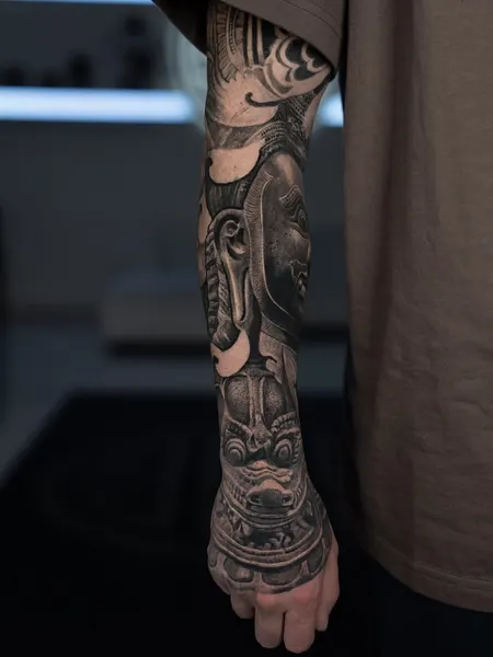 Robert Pho