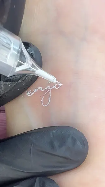 tattooist_arar