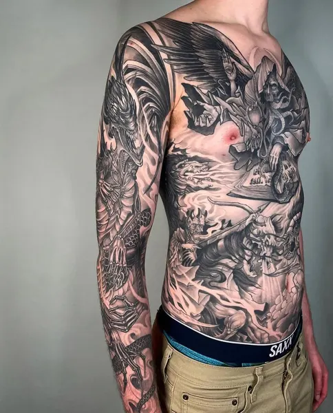 Full Circle Tattoo