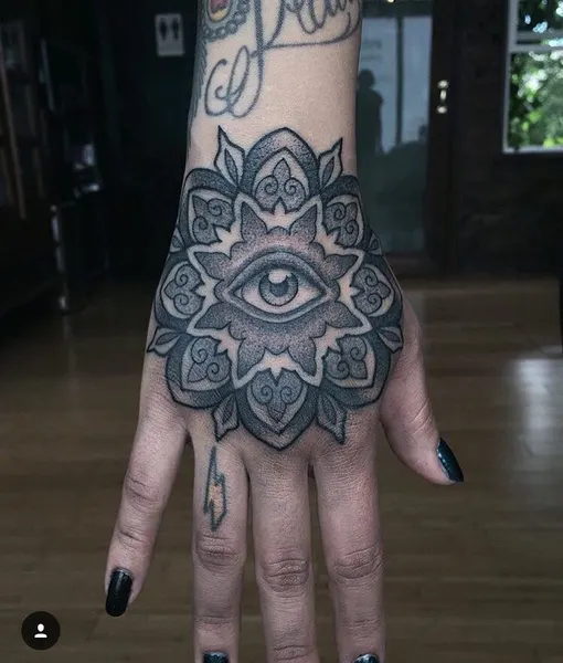 Ink and Dagger Tattoo