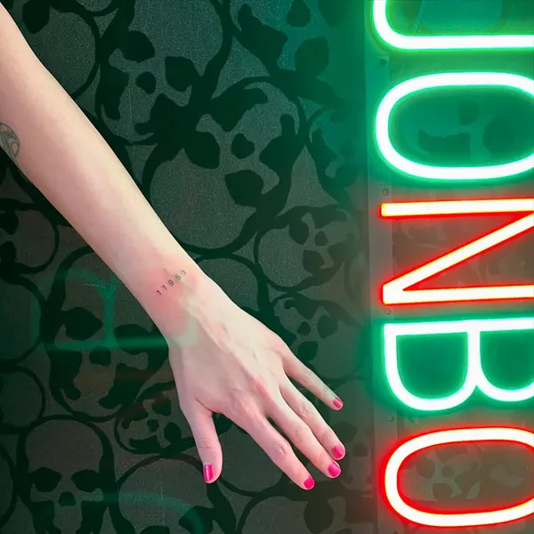 Lettering