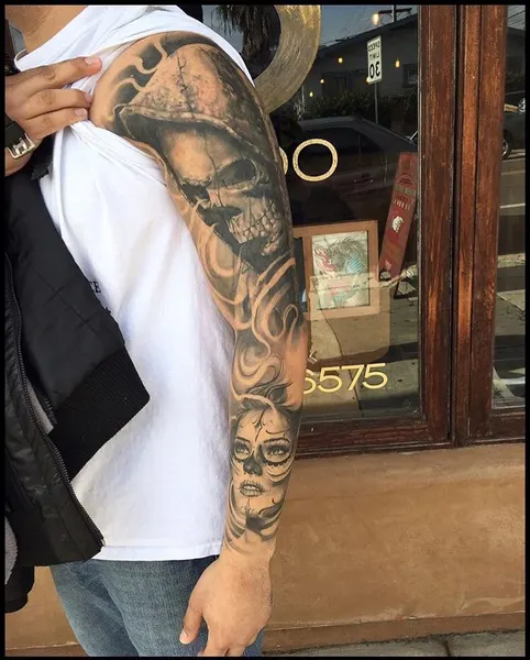Full Circle Tattoo