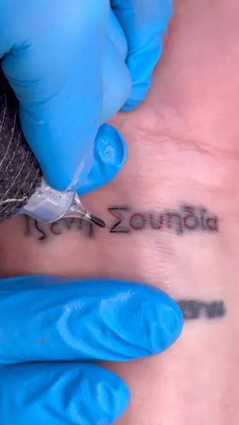 tattooist_arar