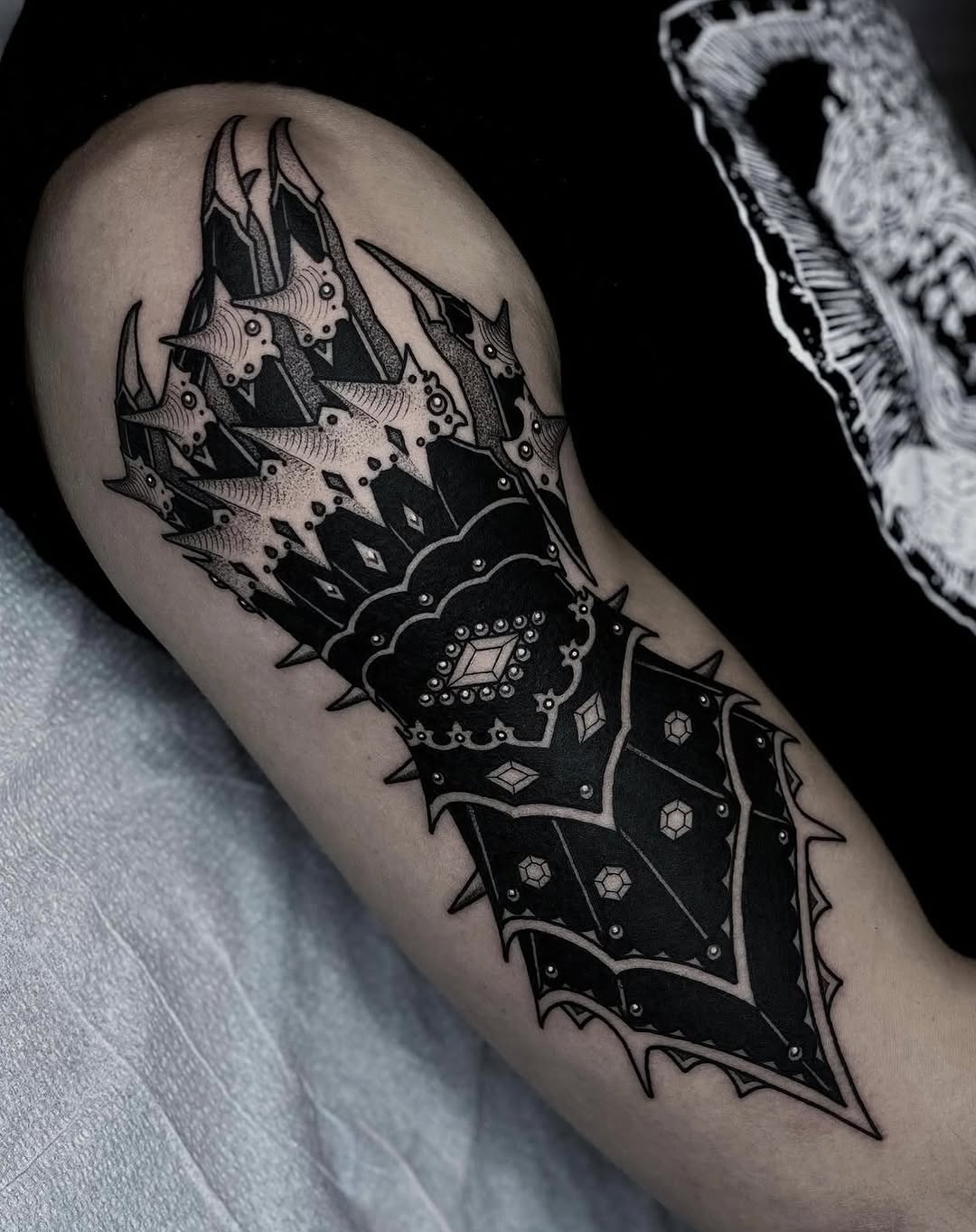 black_casket