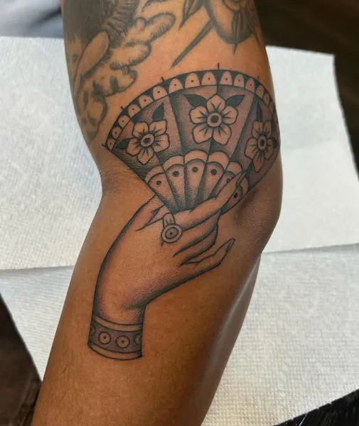 ellentattoos