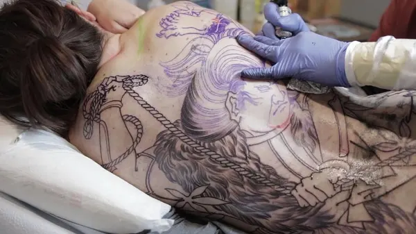 Full Circle Tattoo