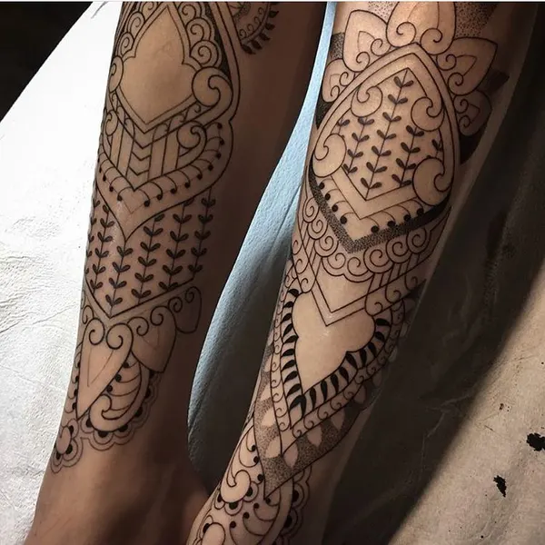 Full Circle Tattoo