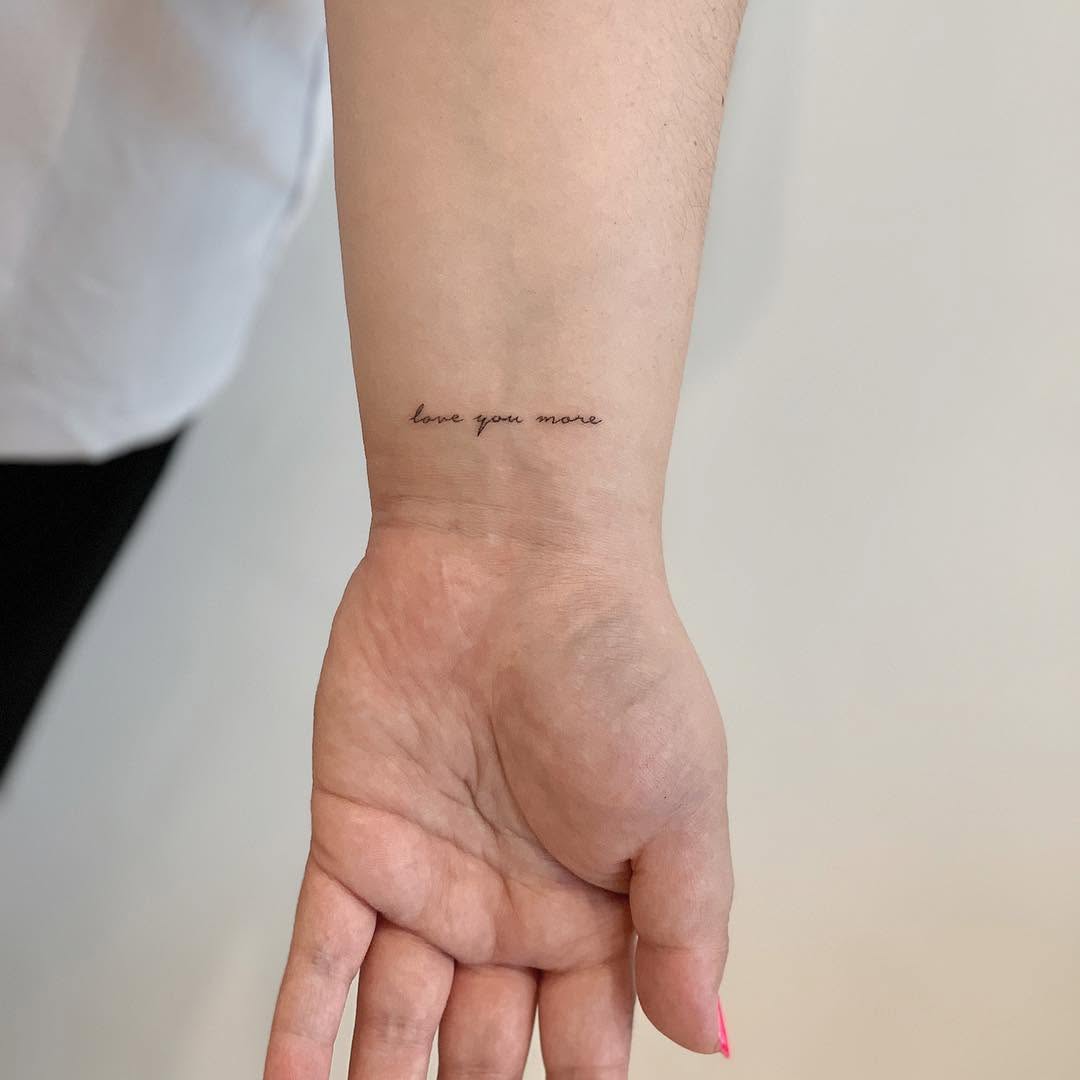 시, Lettering, 문장, 서예, 영원, 선, 단어, 단청, 용기, 좌표, 지혜, 추억, 한야, 함사, 해태, 희망, 강인함, 노리개, 물망초, 비대칭, 삭얀트, 삼족오, 손글씨, 양면성, 스크립트, 오리엔탈, 카네이션, 아랍어 레터링, 날짜, 발찌, 정의, 한글, 암밴드, 이레즈미, 플래시 타투