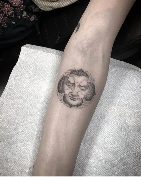 Mini, 얼굴