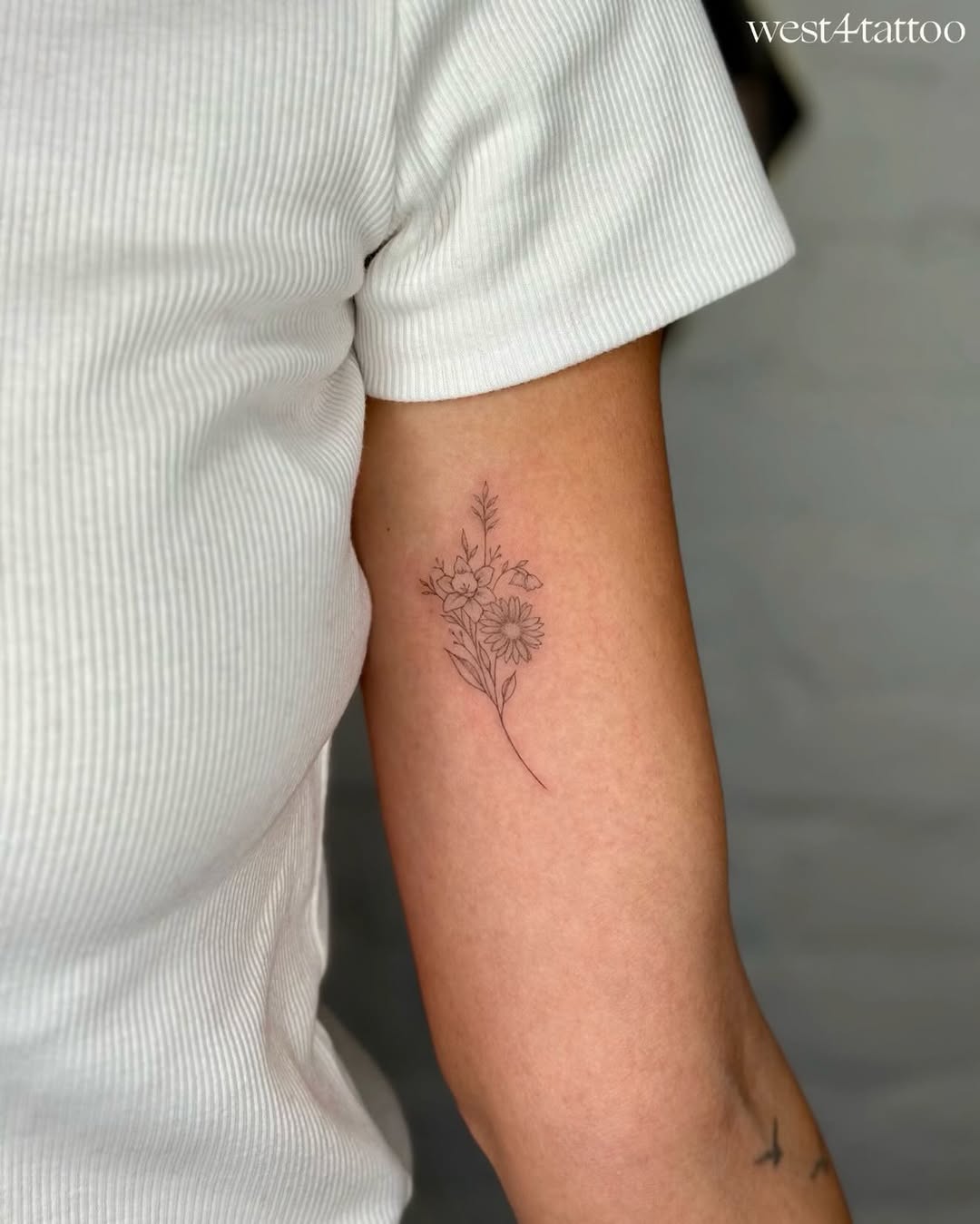 Flower, 카네이션, 여권, 게이샤, 다루마, 수선화, 오리엔탈, 기념 타투