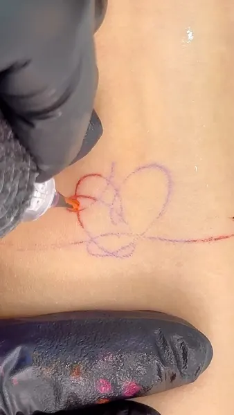 tattooist_arar