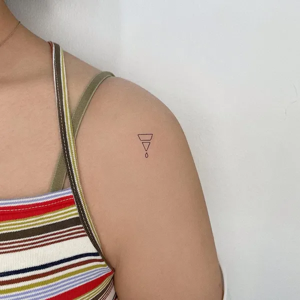 서명, 숫자, 선, 날짜, 단청, 오니, 좌표, 한글, 손글씨, 테두리, 회복력, 그래피티, 우키요에, 아랍어 레터링, 로마 숫자, 한글 레터링, 여권, 이니셜, 황소자리, 미니멀 레터링