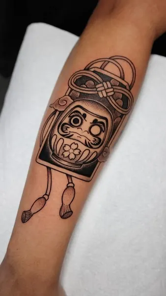 Full Circle Tattoo