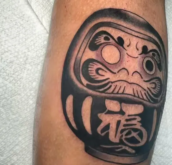 Full Circle Tattoo