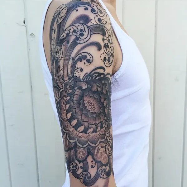 Full Circle Tattoo