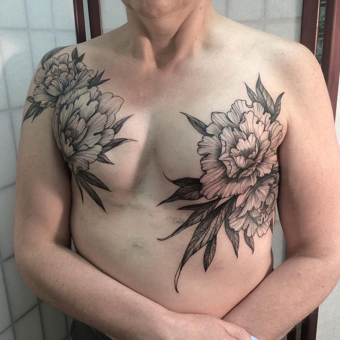 가슴 타투