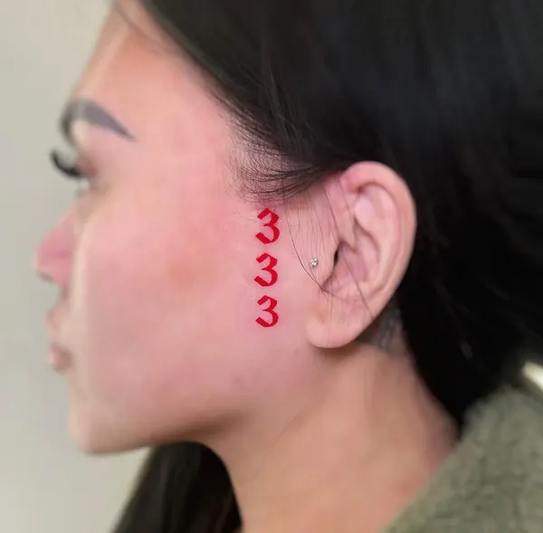 tatsbyjenni