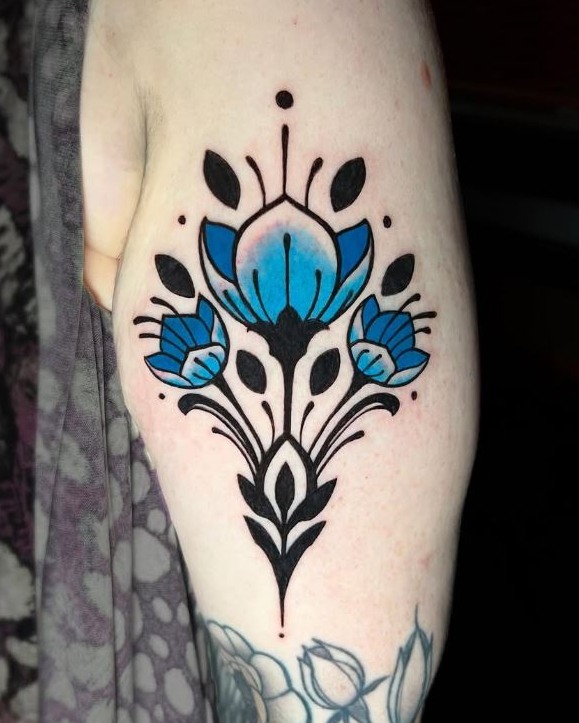 Ink and Dagger Tattoo