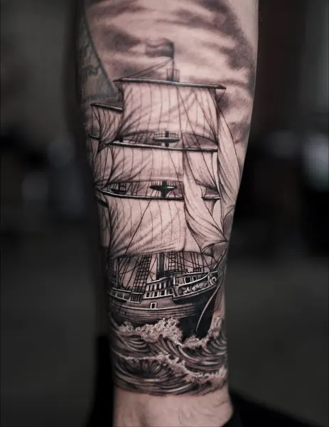 Full Circle Tattoo