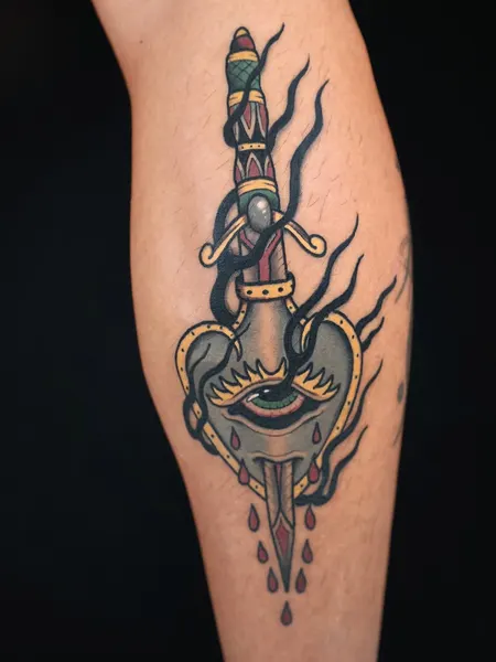 Full Circle Tattoo