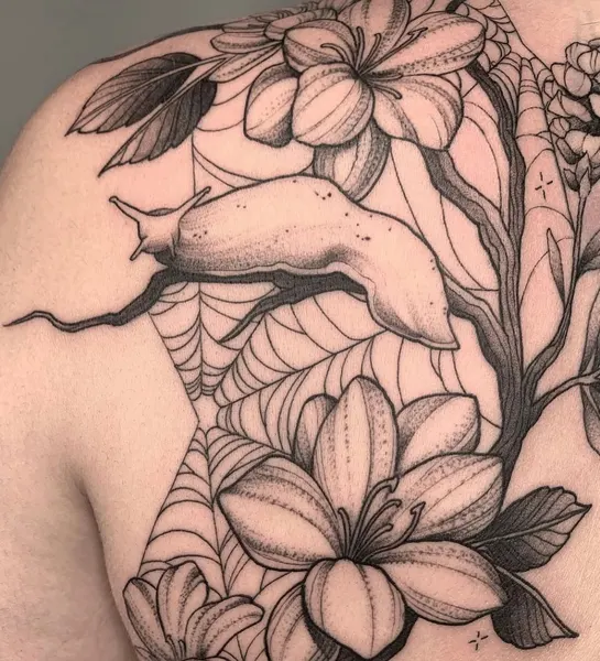 Full Circle Tattoo