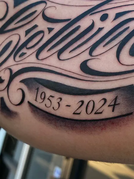 Lettering, 추모 문구, 올드 잉글리시, 출생년도