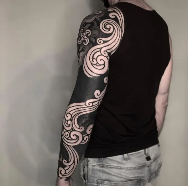 Full Circle Tattoo