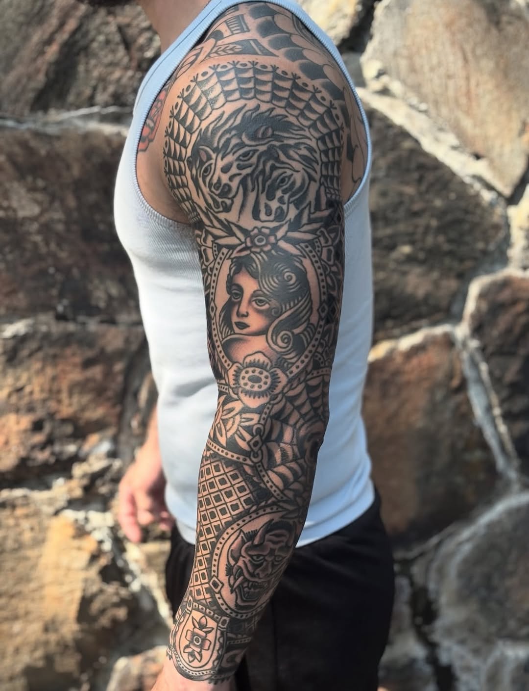 Full Circle Tattoo