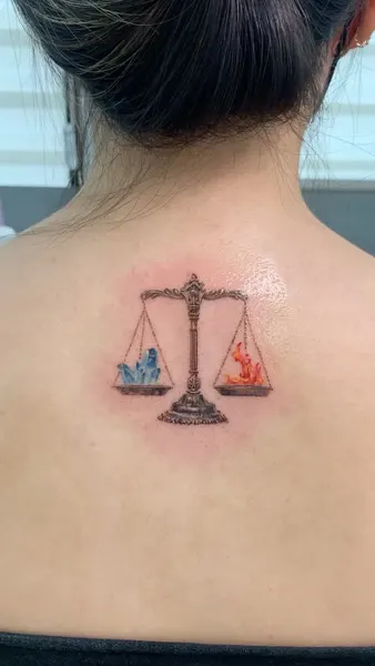 섬, 정의, 촛불